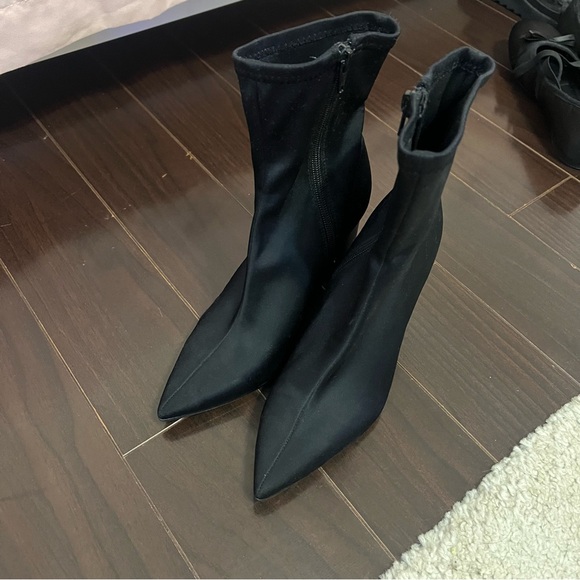 Jeffrey Campbell Shoes - Elegant Black Women's Ankle Boots